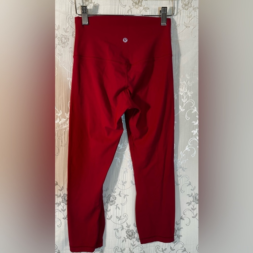Lululemon Wunder Under High-Rise Crop 23” Cranberry Red Size 4 - Picture 6 of 7